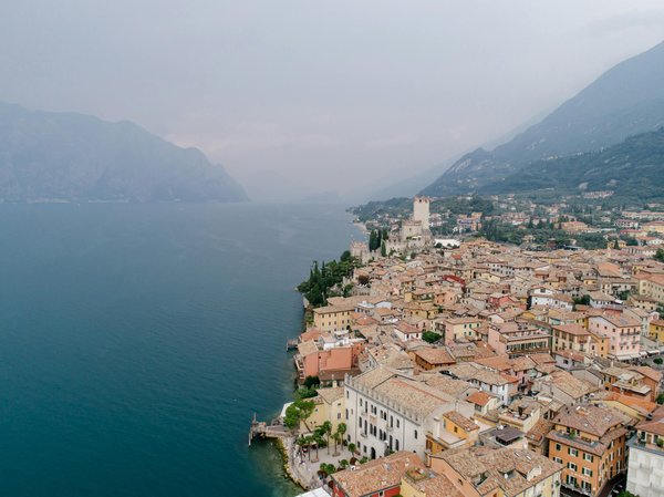 Visiter le lac de garde : votre guide pour une aventure inoubliable